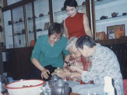 �й�����������ʦ���ؽ�������Ǯ��Ƽ��Ʒ