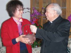 ԭ�й�������ϯ���ξֳ�ί�������ղ�����Ʒ